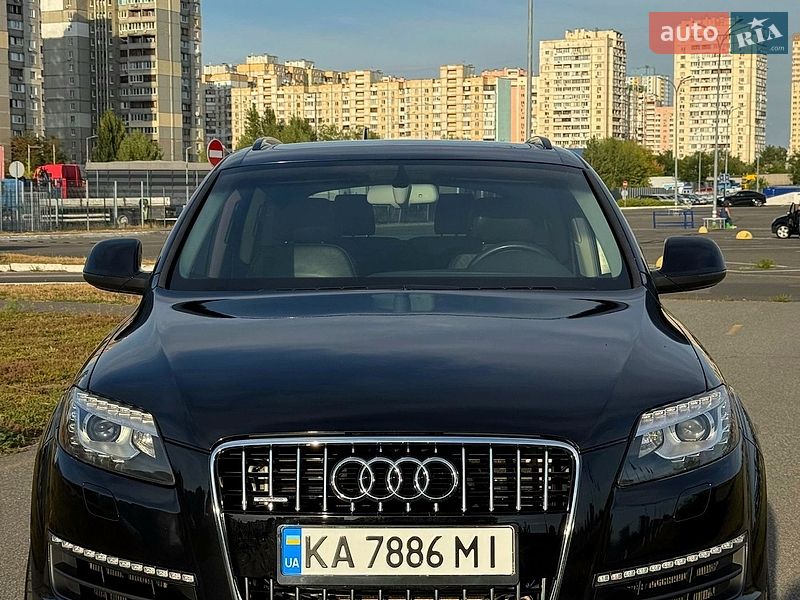 Внедорожник / Кроссовер Audi Q7 2014 в Киеве