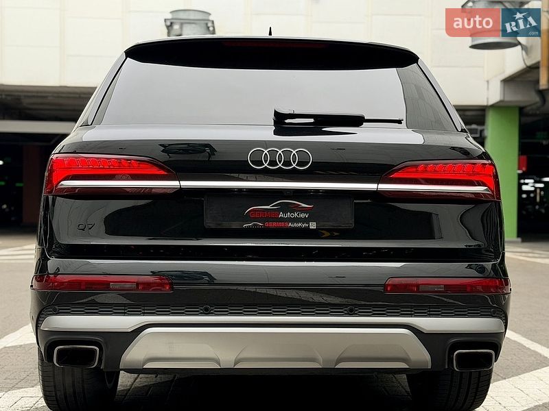 Позашляховик / Кросовер Audi Q7 2025 в Києві