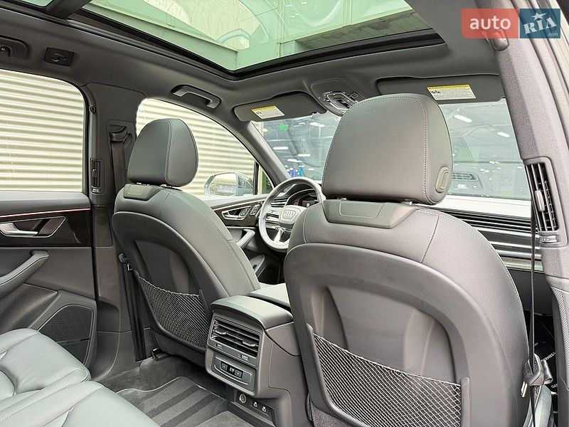 Позашляховик / Кросовер Audi Q7 2025 в Києві