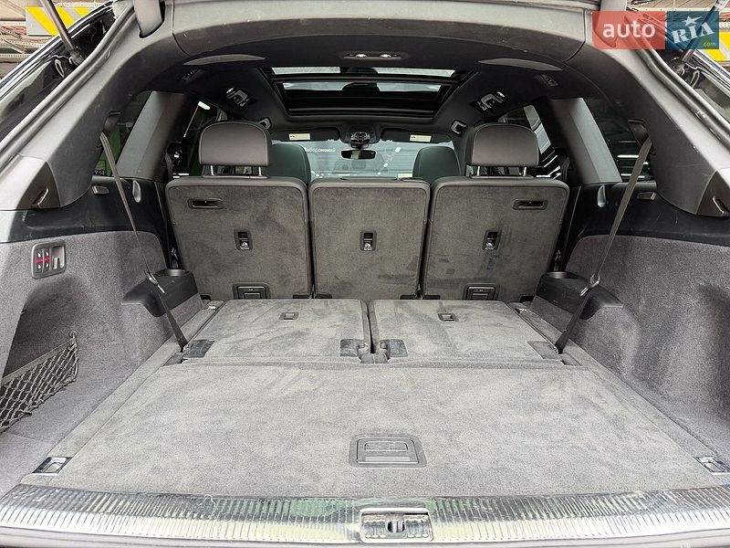 Позашляховик / Кросовер Audi Q7 2025 в Києві