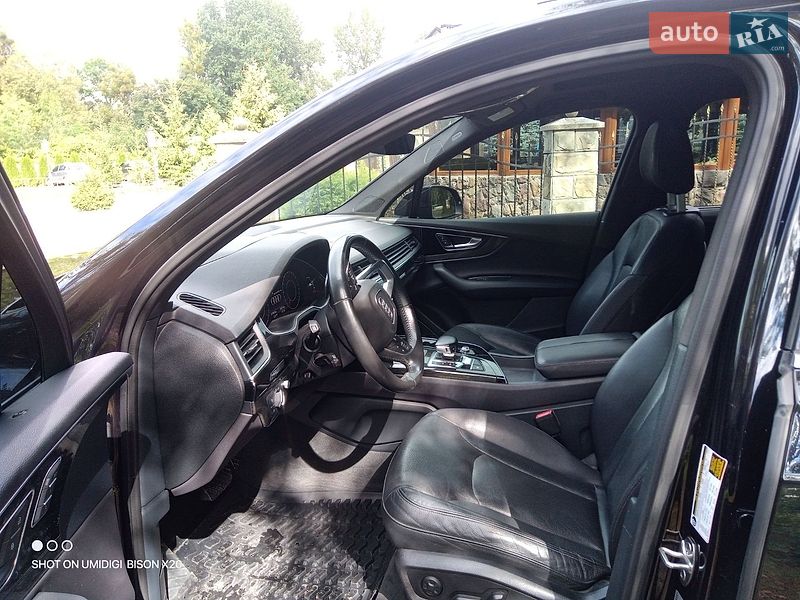 Позашляховик / Кросовер Audi Q7 2016 в Жовкві