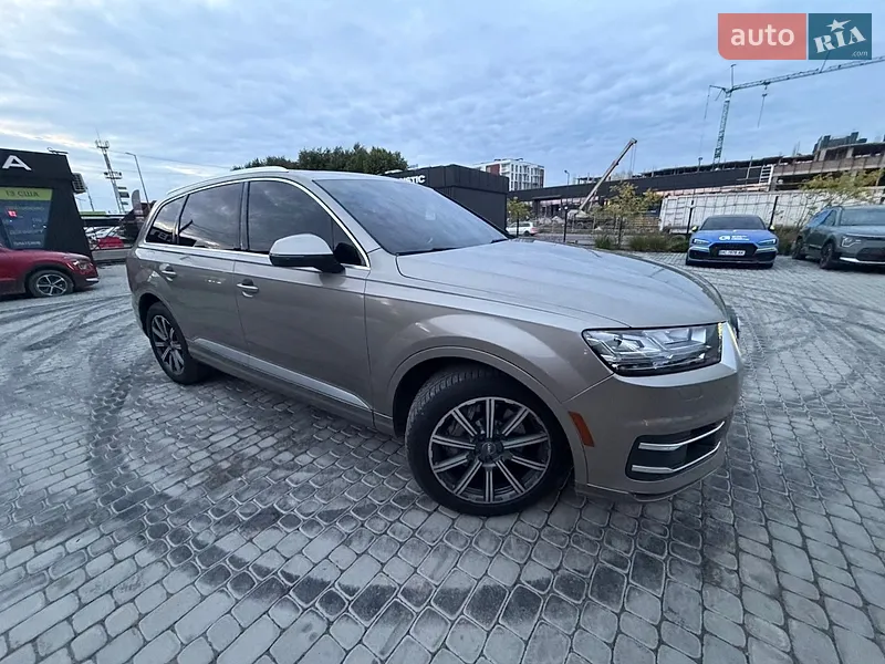 Audi Q7