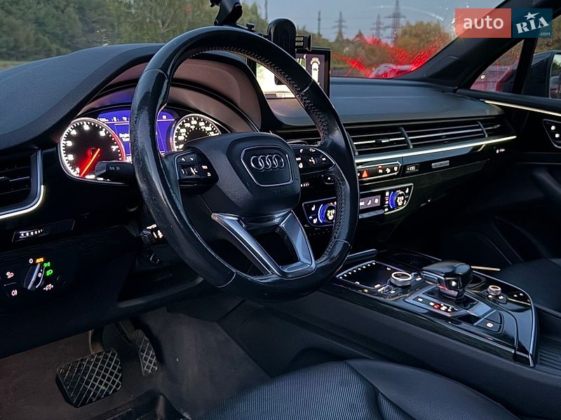 Внедорожник / Кроссовер Audi Q7 2016 в Новояворовске фото 40 Внедорожник / Кроссовер Audi Q7 2016 в Новояворовске