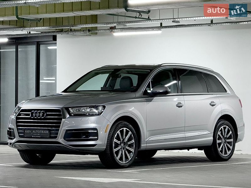 Позашляховик / Кросовер Audi Q7 2016 в Києві