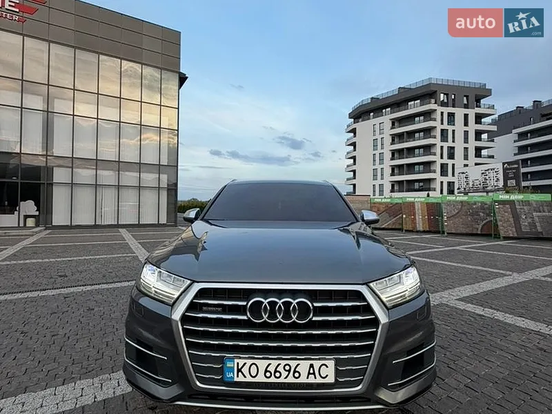 Audi Q7