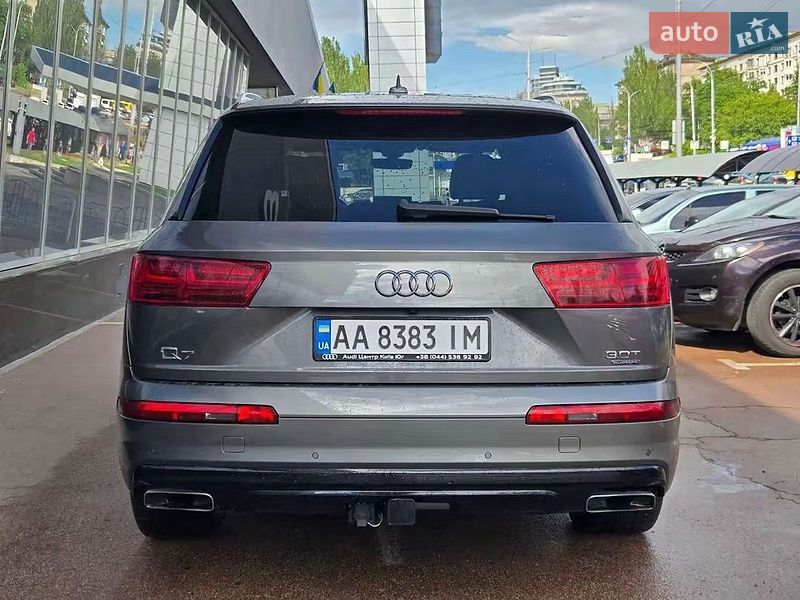 Позашляховик / Кросовер Audi Q7 2018 в Києві