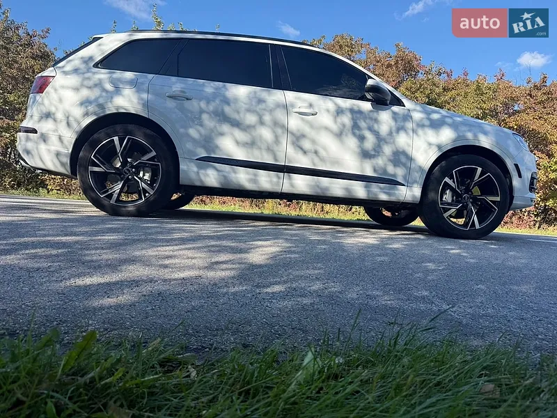 Audi Q7 2016