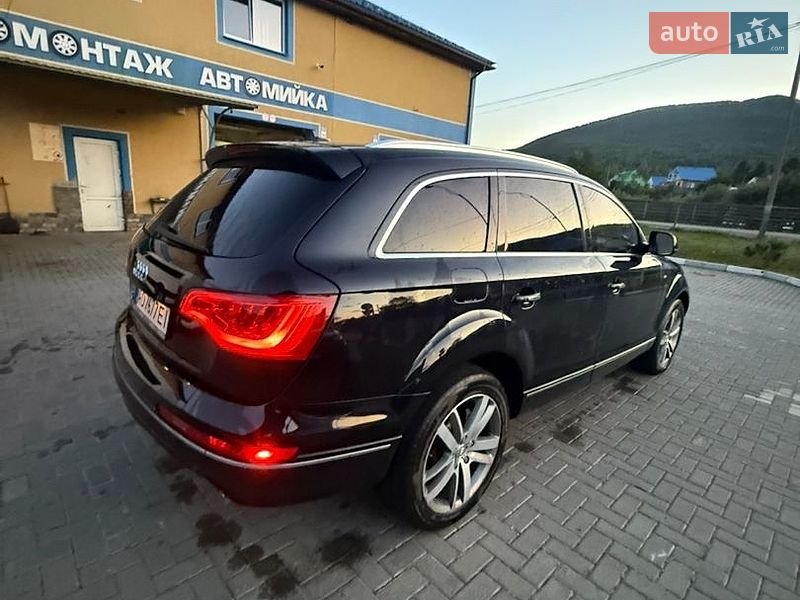 Внедорожник / Кроссовер Audi Q7 2012 в Межгорье