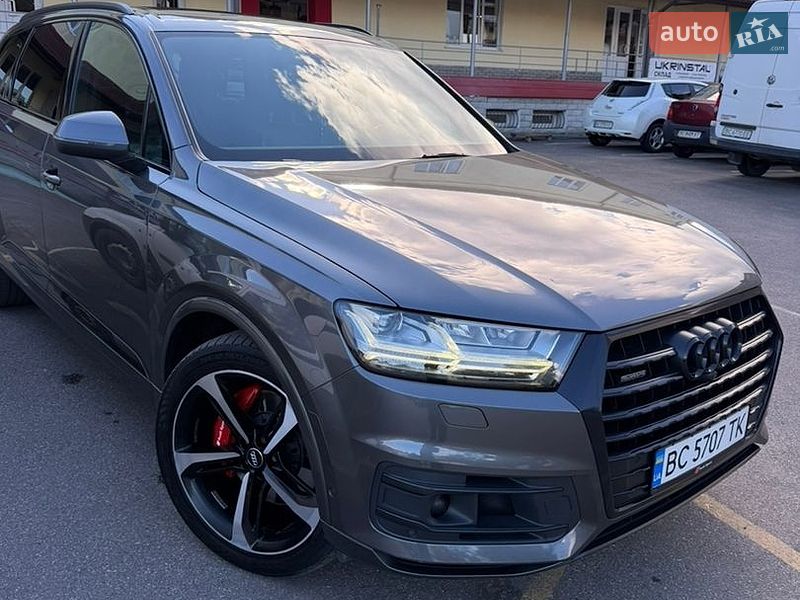 Позашляховик / Кросовер Audi Q7 2019 в Львові