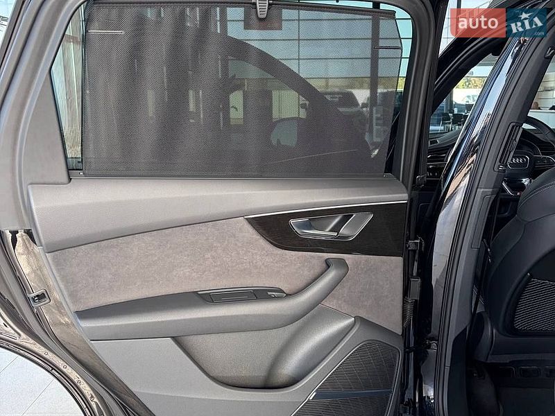 Позашляховик / Кросовер Audi Q7 2025 в Ужгороді фото 13 Позашляховик / Кросовер Audi Q7 2025 в Ужгороді