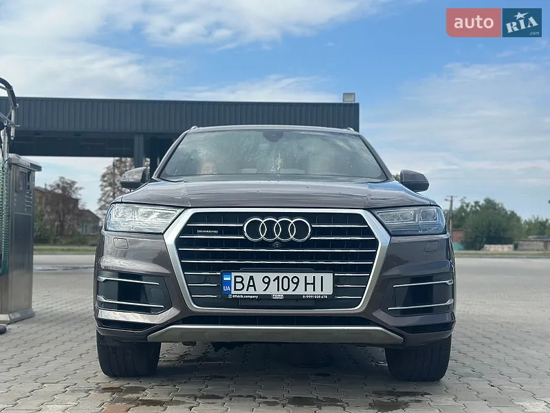 Audi Q7