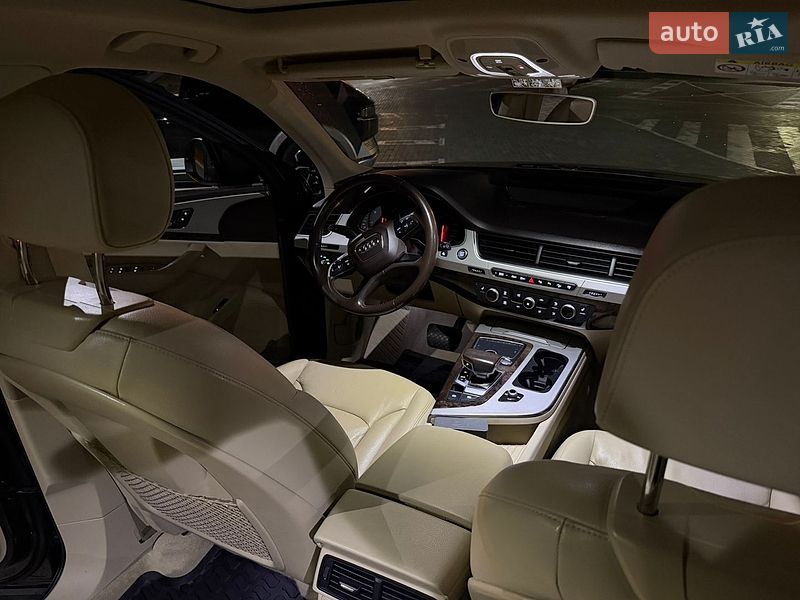 Позашляховик / Кросовер Audi Q7 2015 в Дубні фото 14 Позашляховик / Кросовер Audi Q7 2015 в Дубні