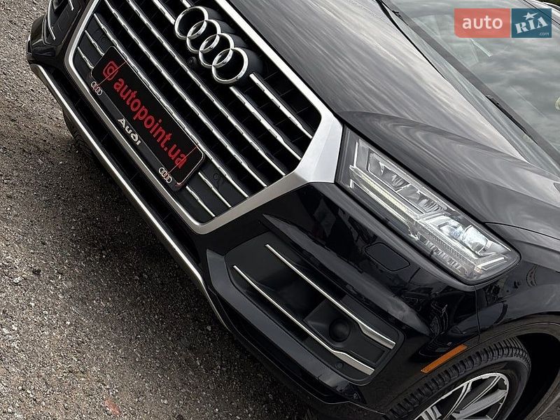 Позашляховик / Кросовер Audi Q7 2016 в Білогородці