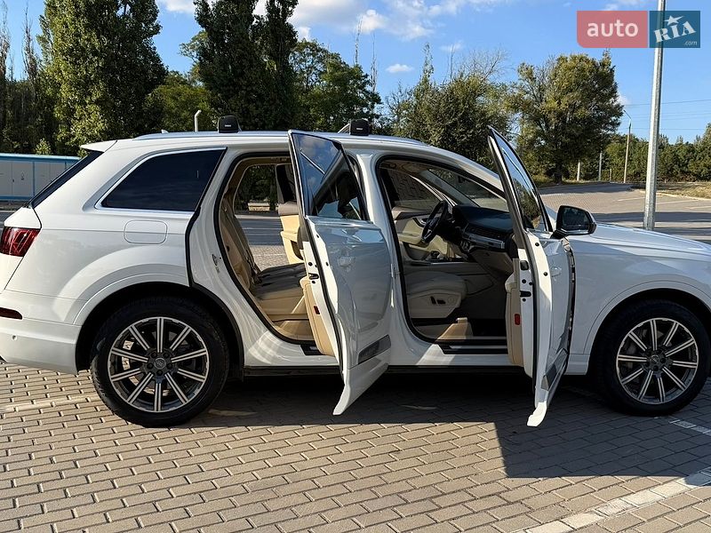 Внедорожник / Кроссовер Audi Q7 2018 в Запорожье фото 6 Внедорожник / Кроссовер Audi Q7 2018 в Запорожье