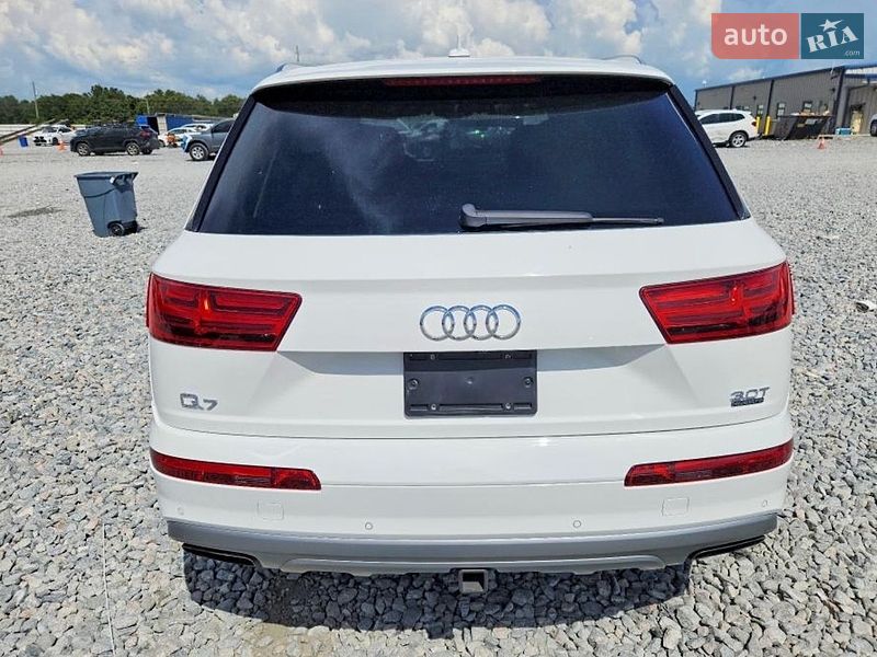 Позашляховик / Кросовер Audi Q7 2017 в Києві