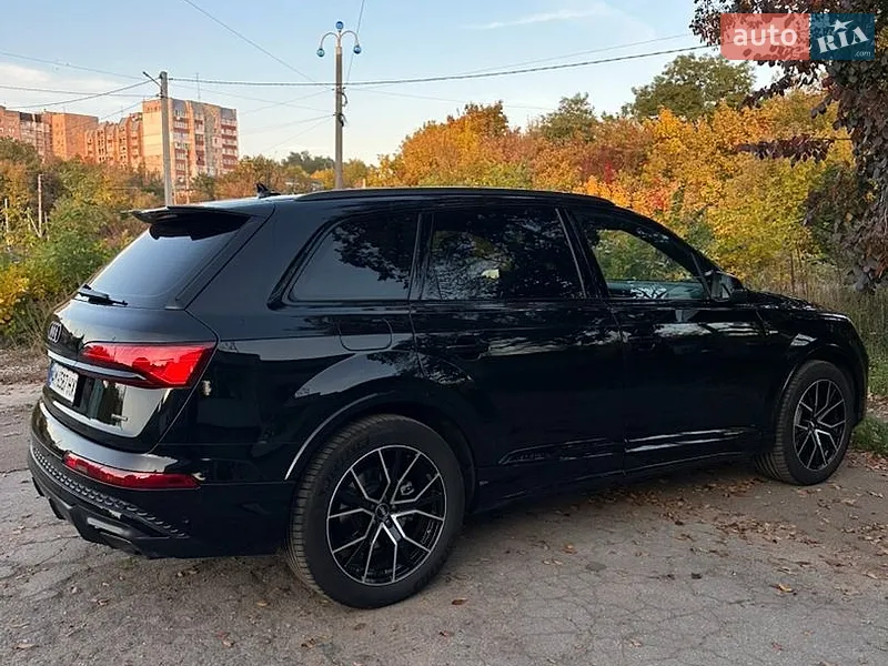 Audi Q7 2025