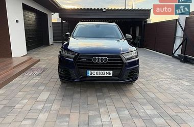 Позашляховик / Кросовер Audi Q7 2018 в Києві