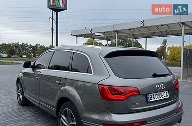 Позашляховик / Кросовер Audi Q7 2015 в Кропивницькому