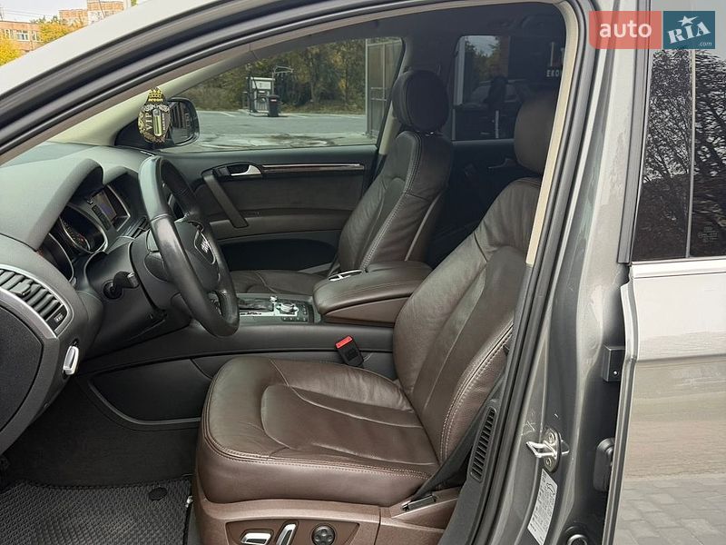 Позашляховик / Кросовер Audi Q7 2015 в Кропивницькому