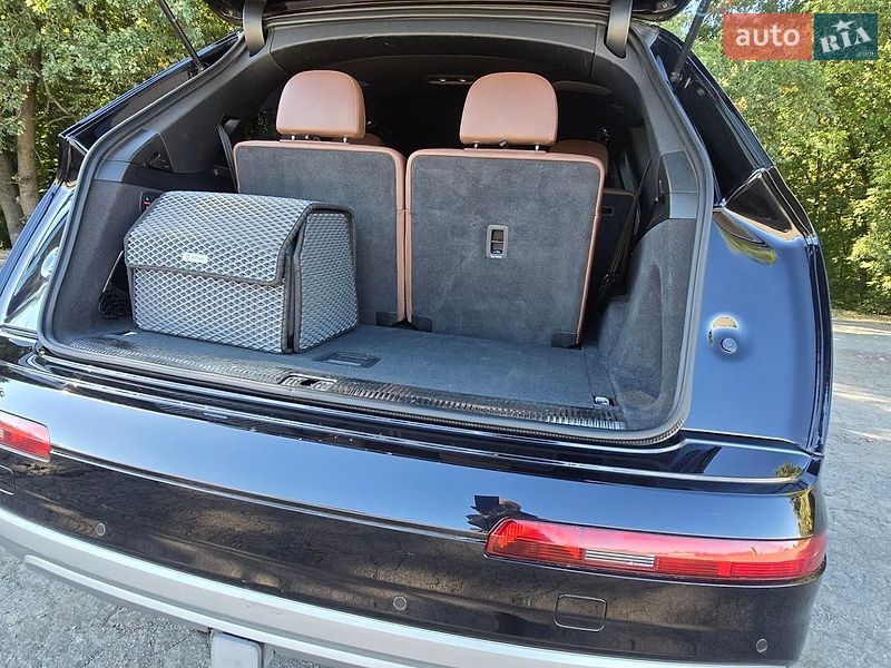 Внедорожник / Кроссовер Audi Q7 2018 в Полтаве