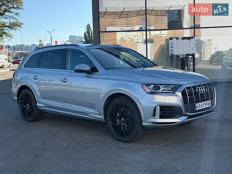 Audi Q7