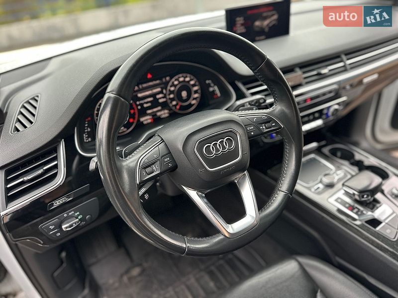 Внедорожник / Кроссовер Audi Q7 2018 в Киеве