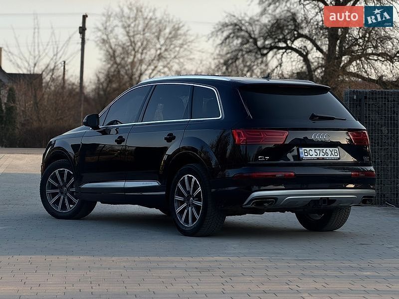 Внедорожник / Кроссовер Audi Q7 2017 в Виннице