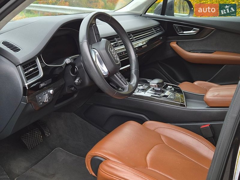 Позашляховик / Кросовер Audi Q7 2018 в Києві