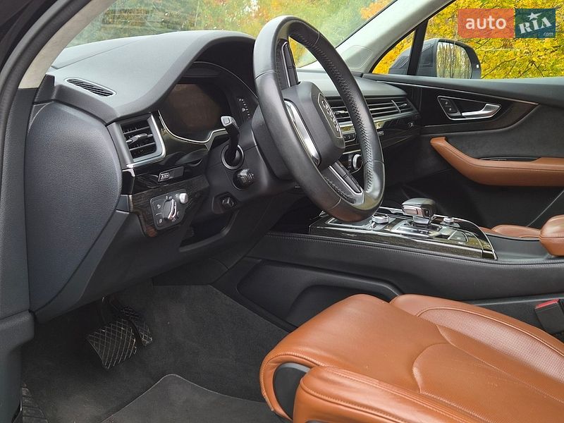 Позашляховик / Кросовер Audi Q7 2018 в Києві