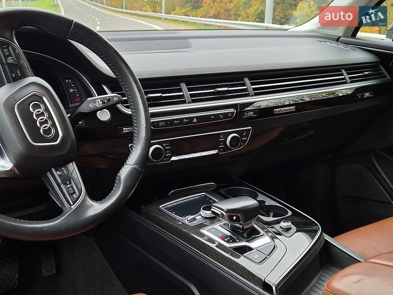 Позашляховик / Кросовер Audi Q7 2018 в Києві