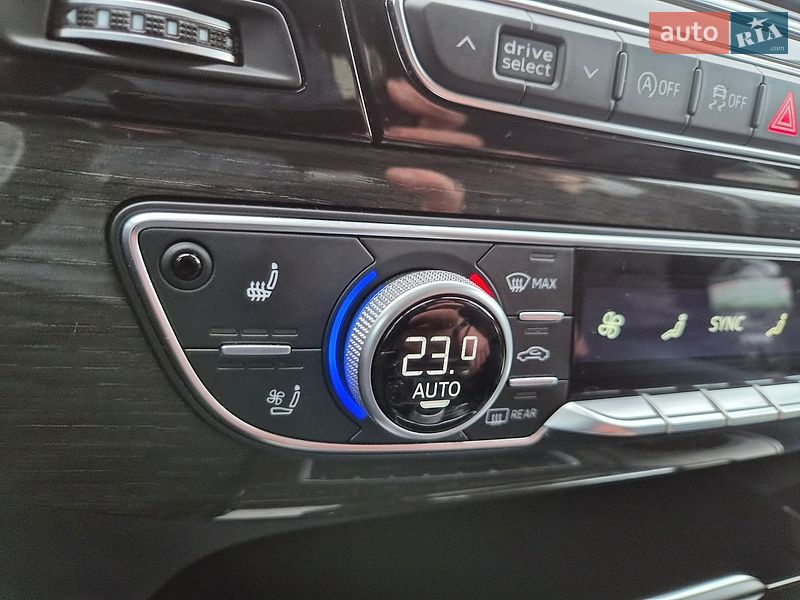 Позашляховик / Кросовер Audi Q7 2018 в Києві