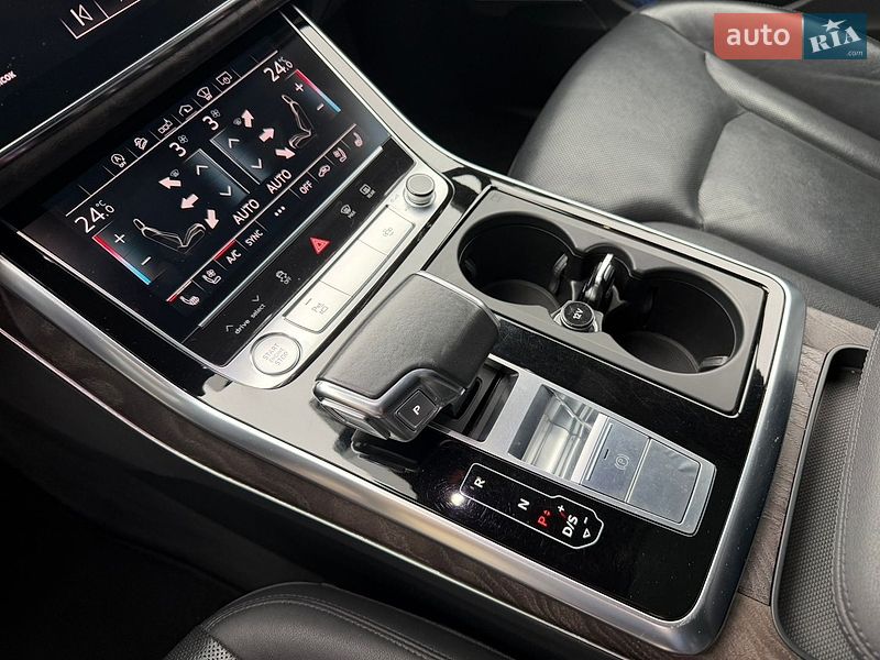 Внедорожник / Кроссовер Audi Q7 2019 в Луцке