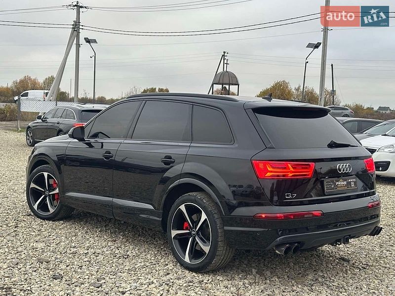 Внедорожник / Кроссовер Audi Q7 2018 в Ивано-Франковске