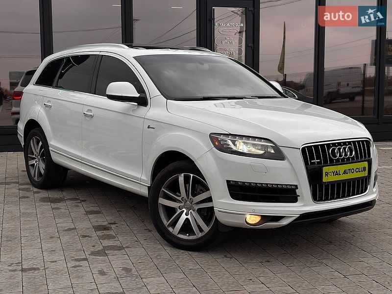 Позашляховик / Кросовер Audi Q7 2015 в Львові