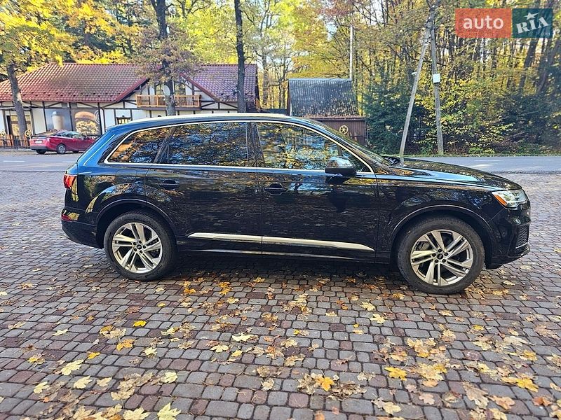 Позашляховик / Кросовер Audi Q7 2021 в Трускавці