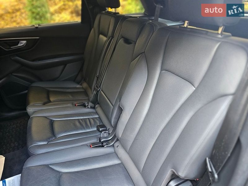 Позашляховик / Кросовер Audi Q7 2021 в Трускавці