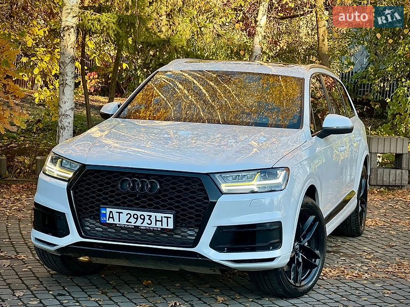 Позашляховик / Кросовер Audi Q7 2016 в Івано-Франківську