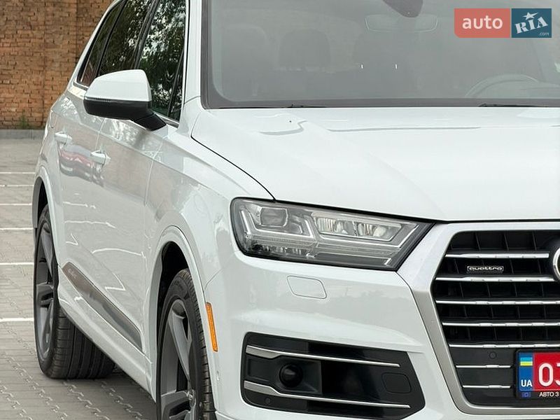 Позашляховик / Кросовер Audi Q7 2018 в Дубні фото 10 Позашляховик / Кросовер Audi Q7 2018 в Дубні
