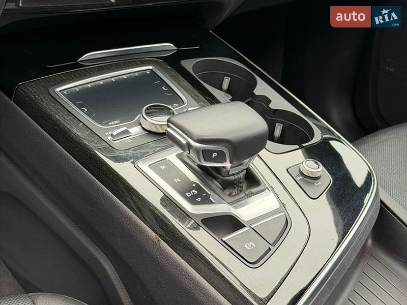 Позашляховик / Кросовер Audi Q7 2018 в Дубні фото 40 Позашляховик / Кросовер Audi Q7 2018 в Дубні