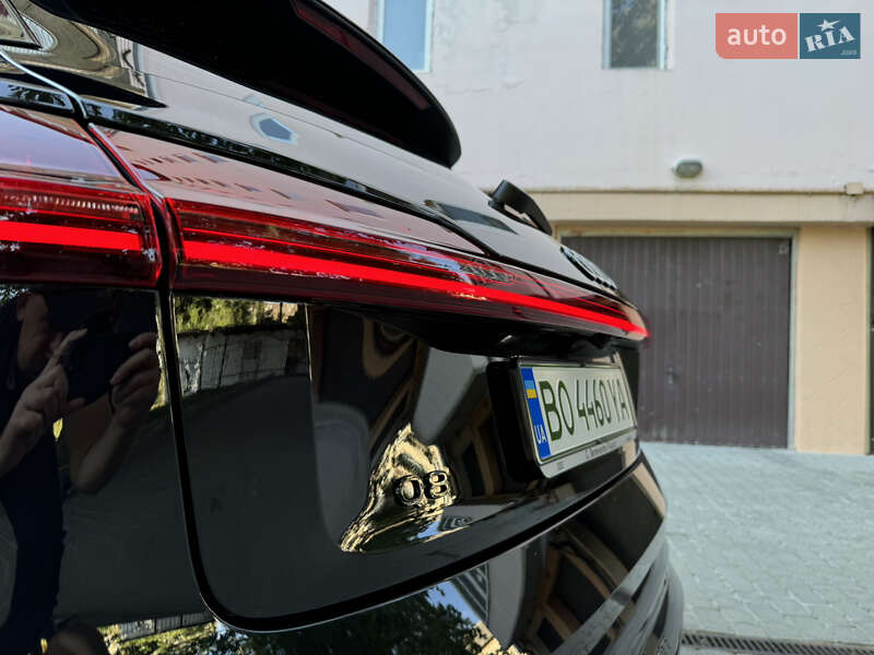 Внедорожник / Кроссовер Audi Q8 e-tron 2023 в Тернополе