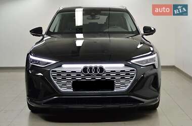 Позашляховик / Кросовер Audi Q8 e-tron 2023 в Києві