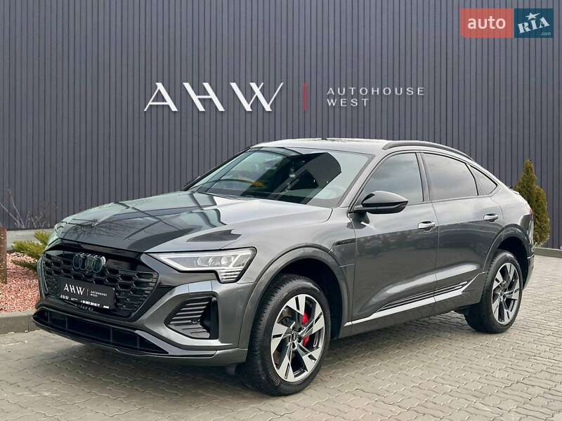 Позашляховик / Кросовер Audi Q8 e-tron 2023 в Львові