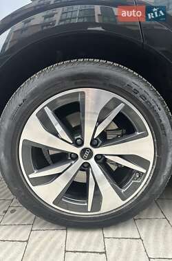 Внедорожник / Кроссовер Audi Q8 e-tron 2023 в Ивано-Франковске