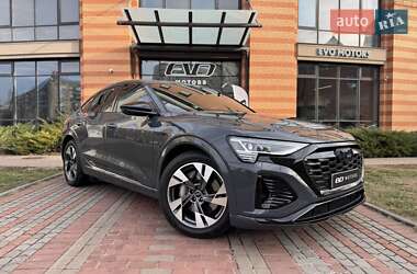 Позашляховик / Кросовер Audi Q8 e-tron 2023 в Києві