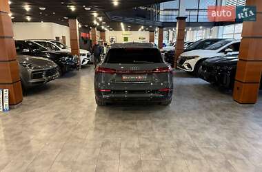 Внедорожник / Кроссовер Audi Q8 e-tron 2023 в 
