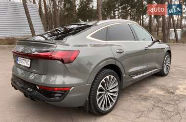 Внедорожник / Кроссовер Audi Q8 e-tron 2023 в 