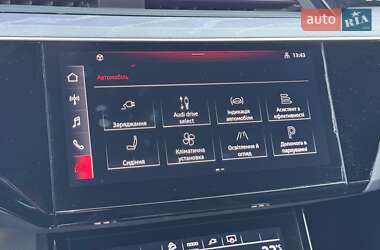 Внедорожник / Кроссовер Audi Q8 e-tron 2023 в 