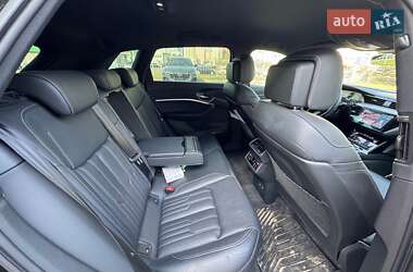 Внедорожник / Кроссовер Audi Q8 e-tron 2023 в 
