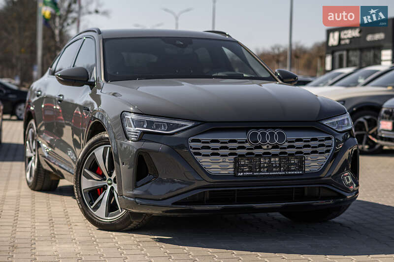 Внедорожник / Кроссовер Audi Q8 e-tron 2023 в Львове