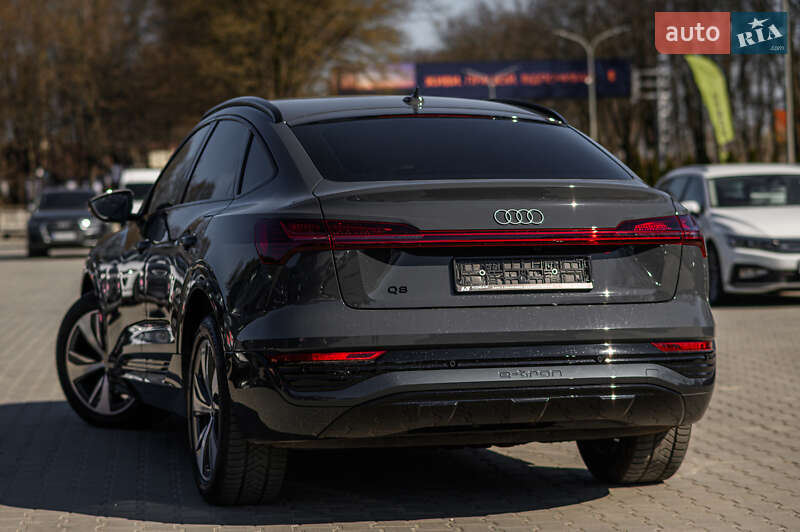 Внедорожник / Кроссовер Audi Q8 e-tron 2023 в Львове